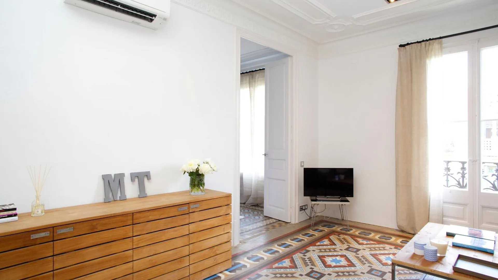 The Claris Suites II Barselona 0*,  İspanya