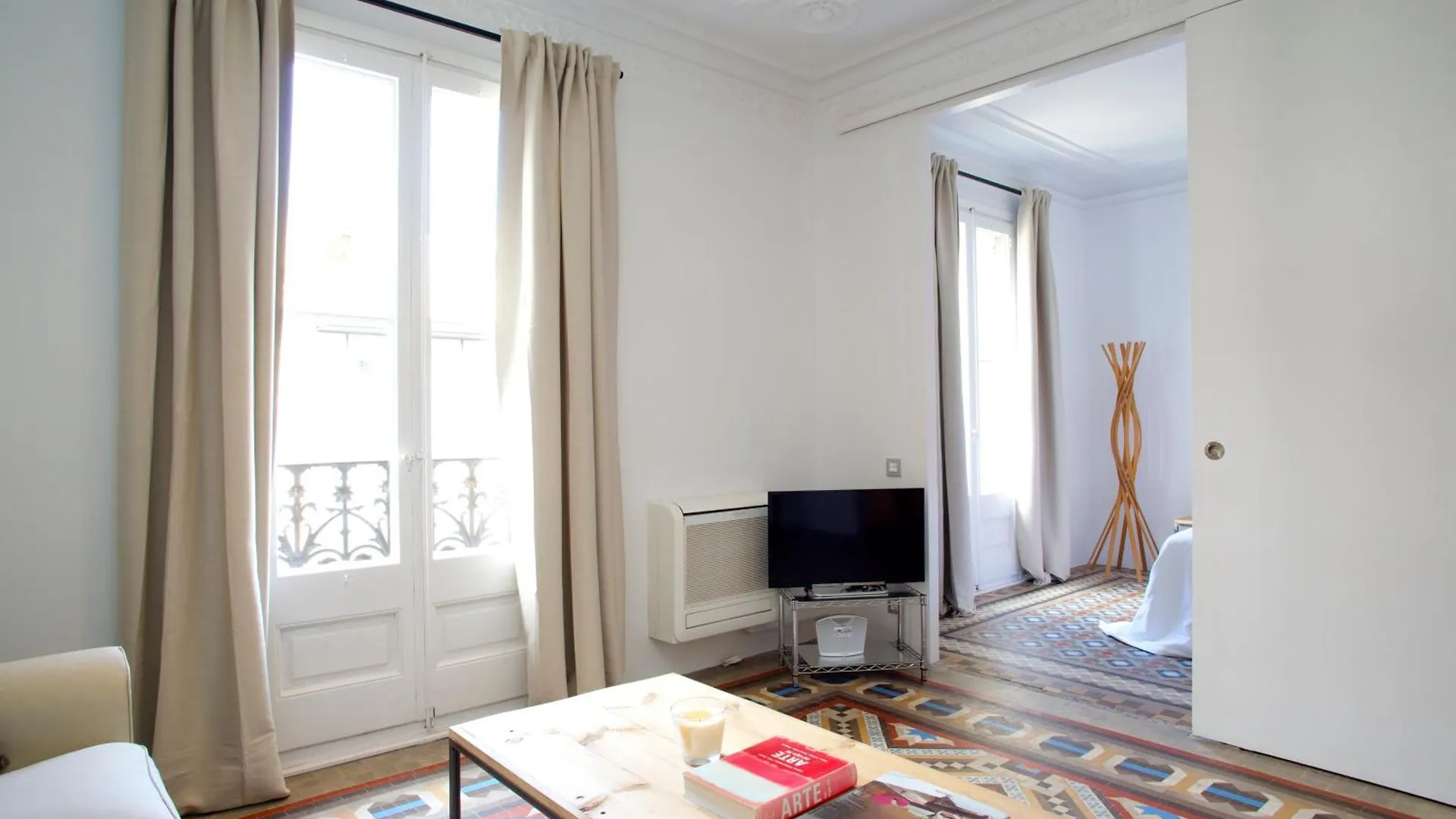 Apartment The Claris Suites II