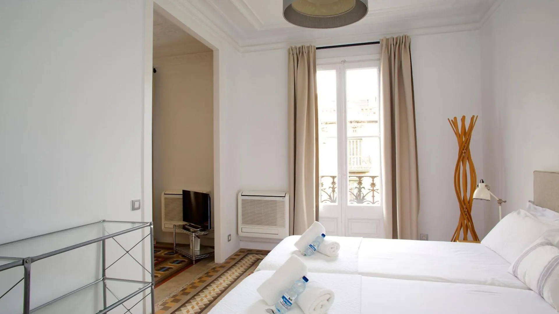 Apartment The Claris Suites II