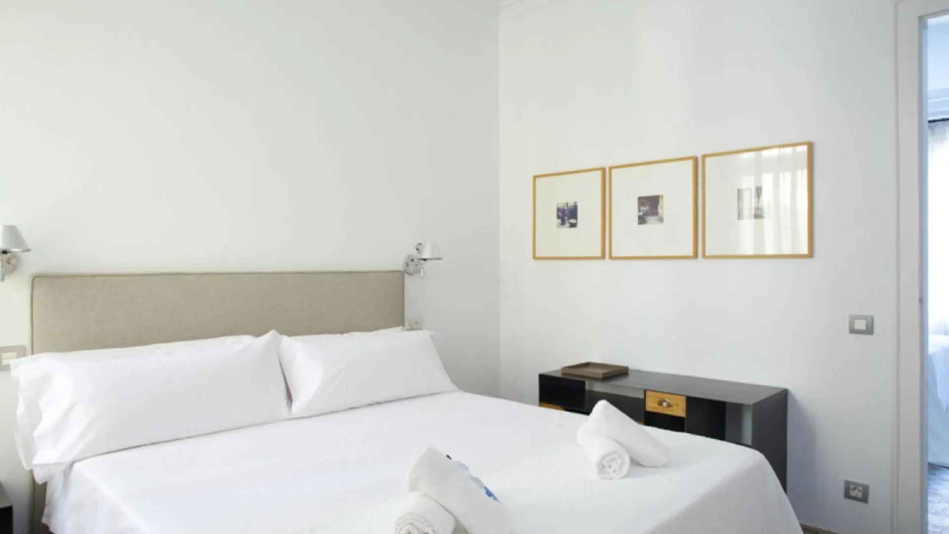 Apartment The Claris Suites II Spain