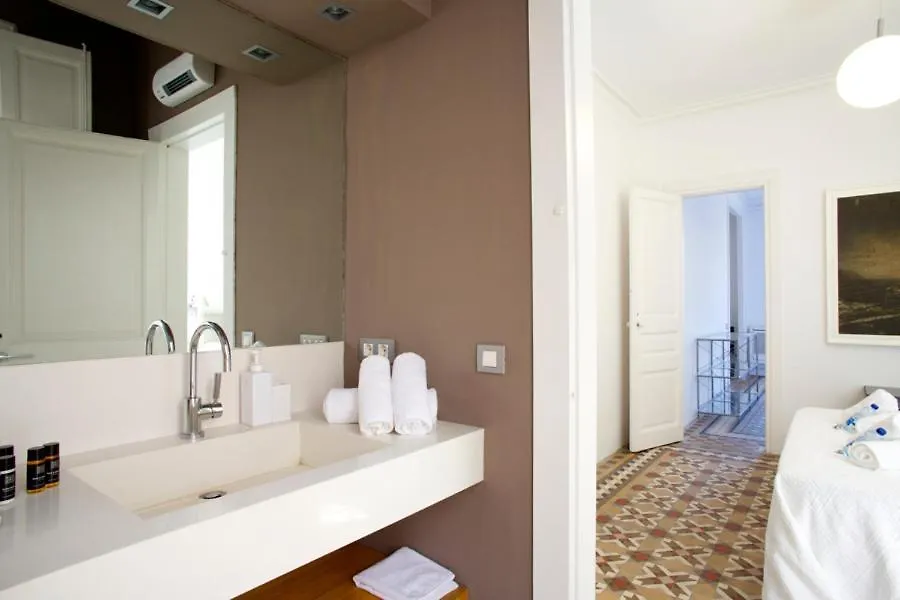 Apartment The Claris Suites II